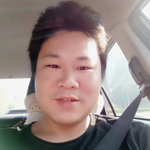 兰梦龙的照片