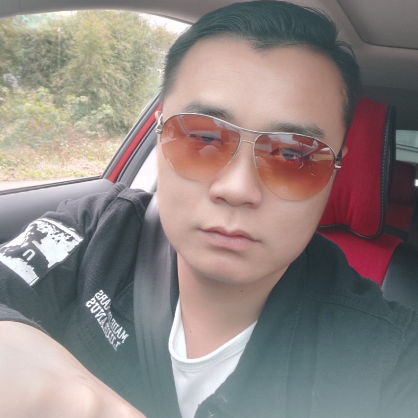 丘味精的照片