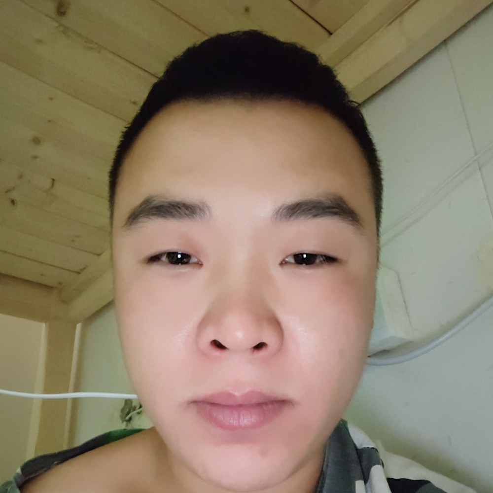 小丸子高挑的照片