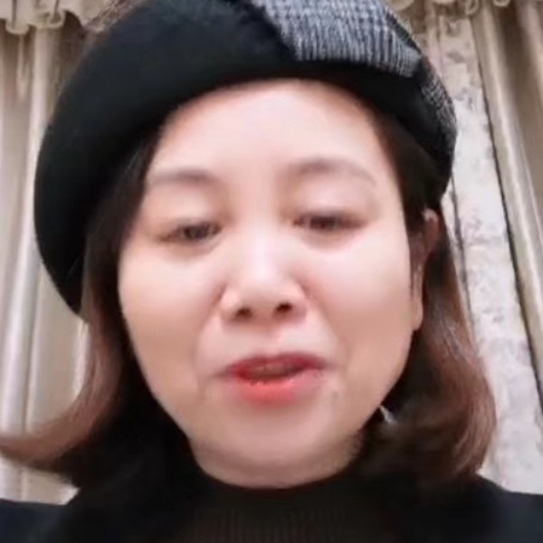 艾美林林的照片