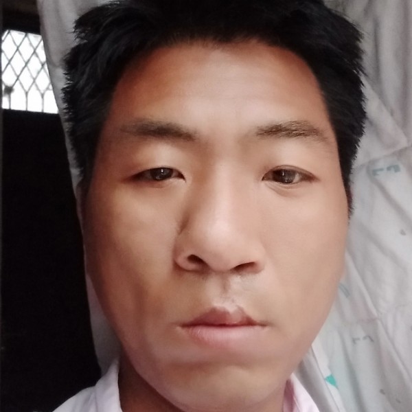 东锋的照片