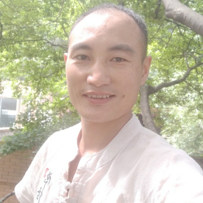 落霞等待慈祥的照片