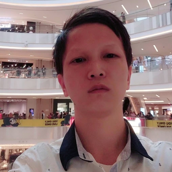周勇飞的照片