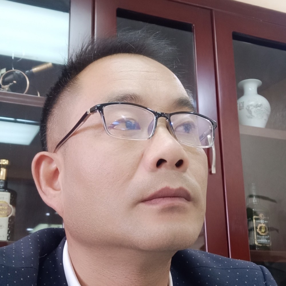 甲乙丙丁路人的照片