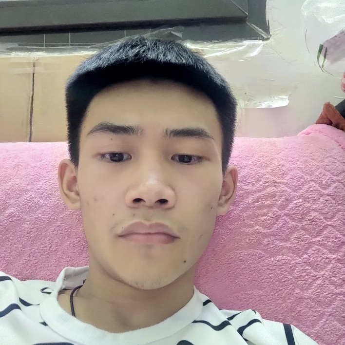 超帅邂逅枫叶的照片