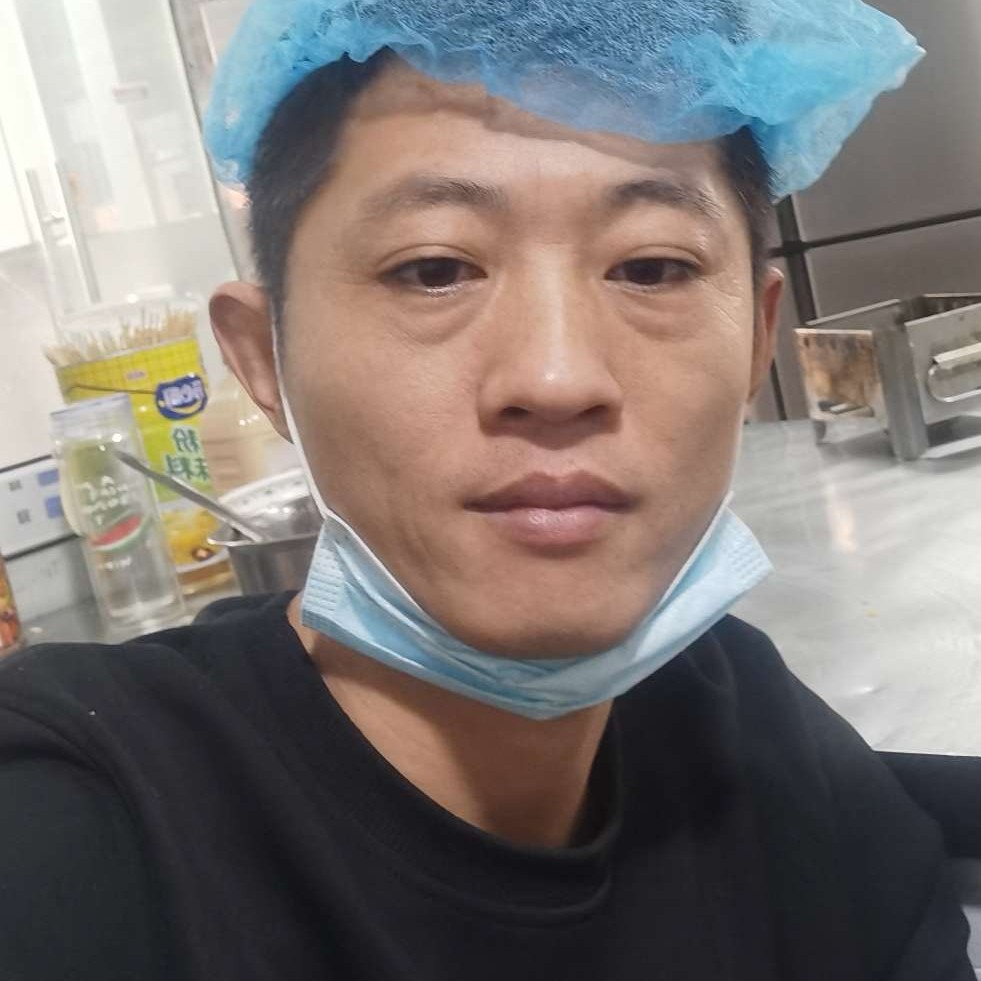 陶醉回首小蘑菇的照片