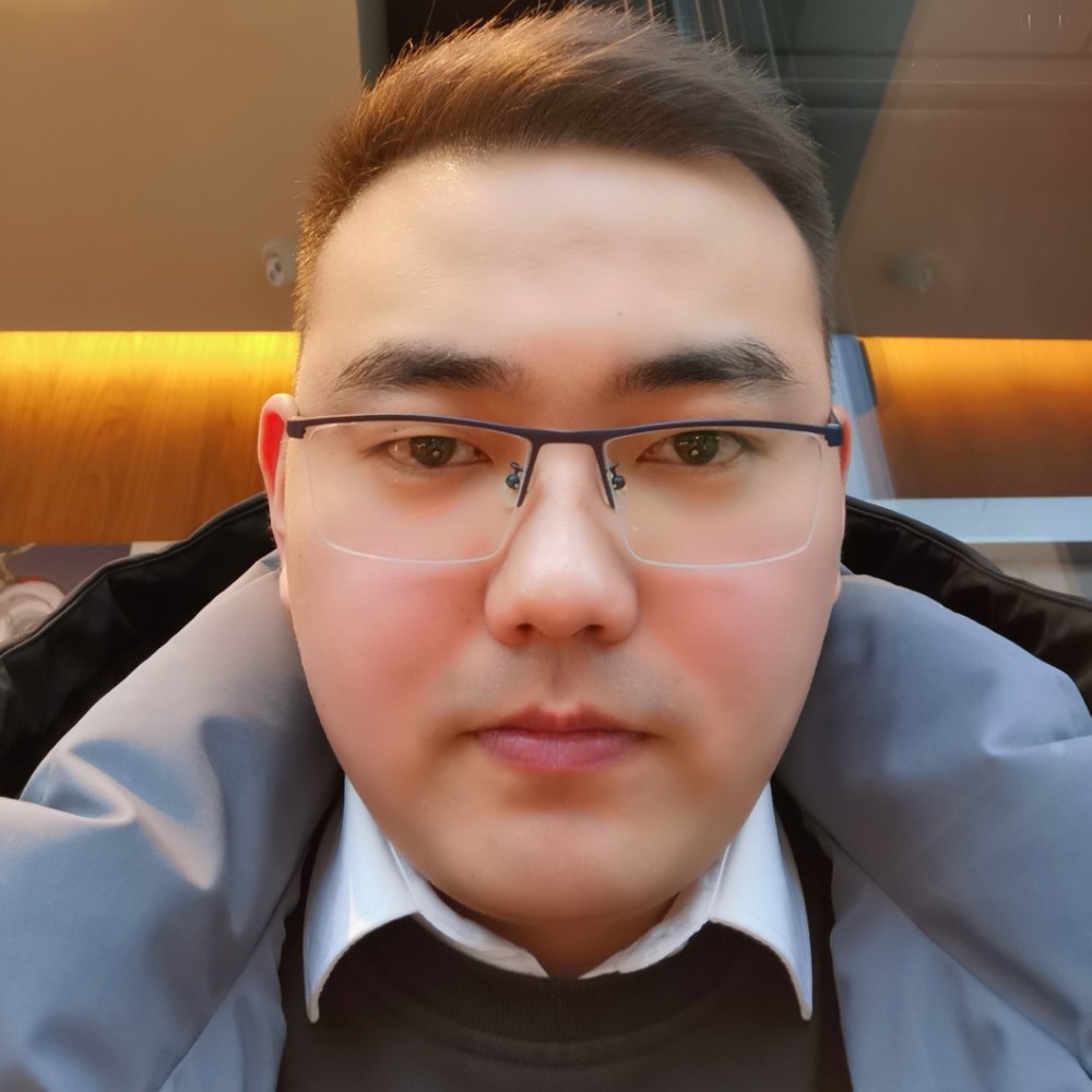 慕容凡的照片