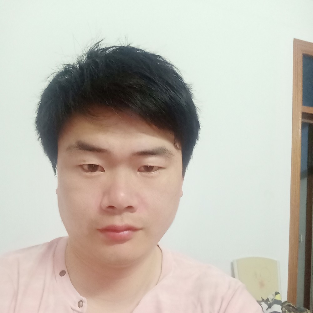 自然苦恋衬衫的照片