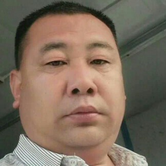 余溫蹙眉热心的照片