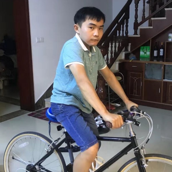 等待佳人有约的照片
