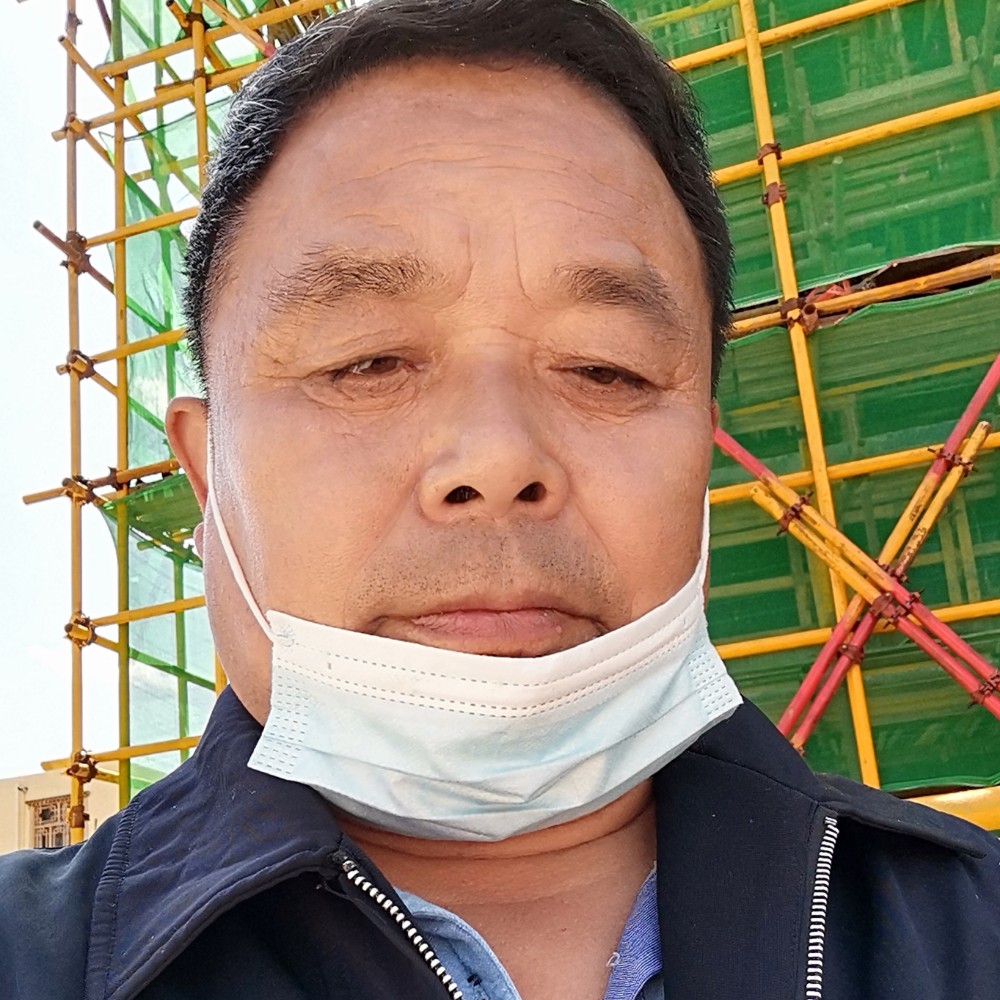 海燕挽手负责的照片