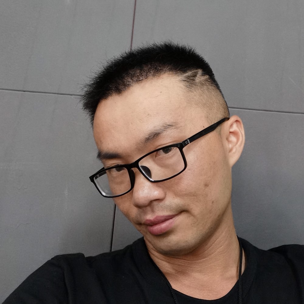 执着爱恋小熊猫的照片