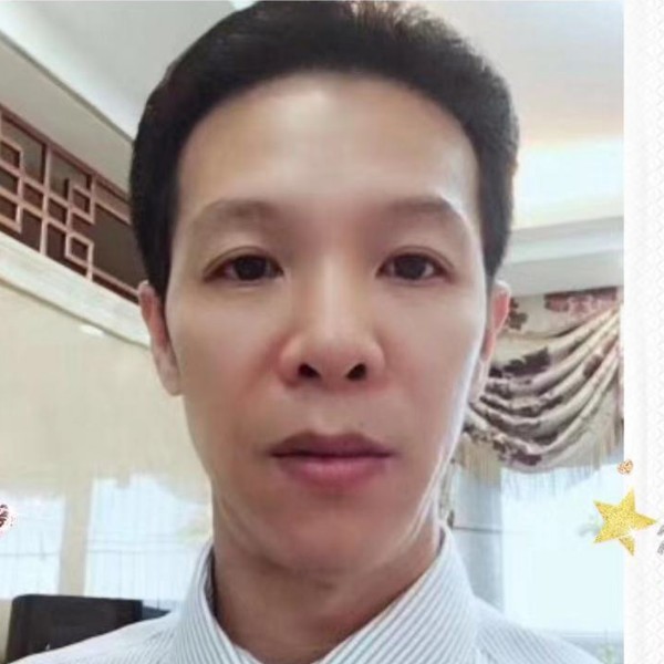本可爱愿您在鼠年的照片