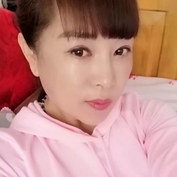 菠萝相许受伤的照片