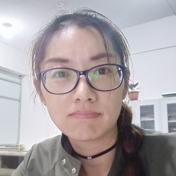 刻苦霓裳的照片