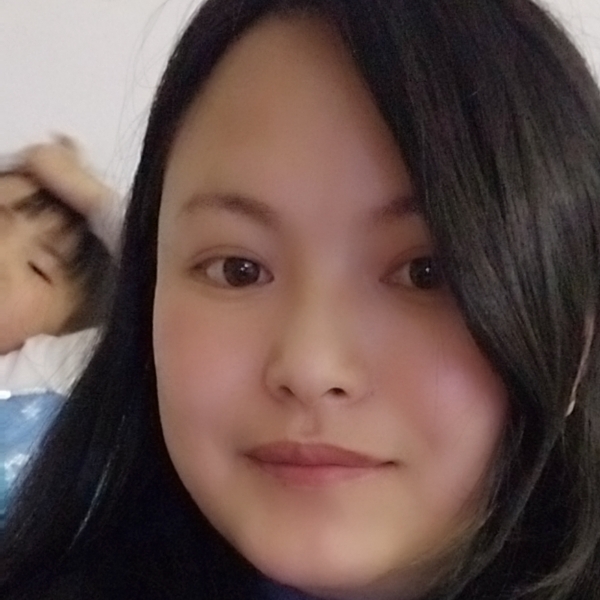 馨馨尹胡的照片