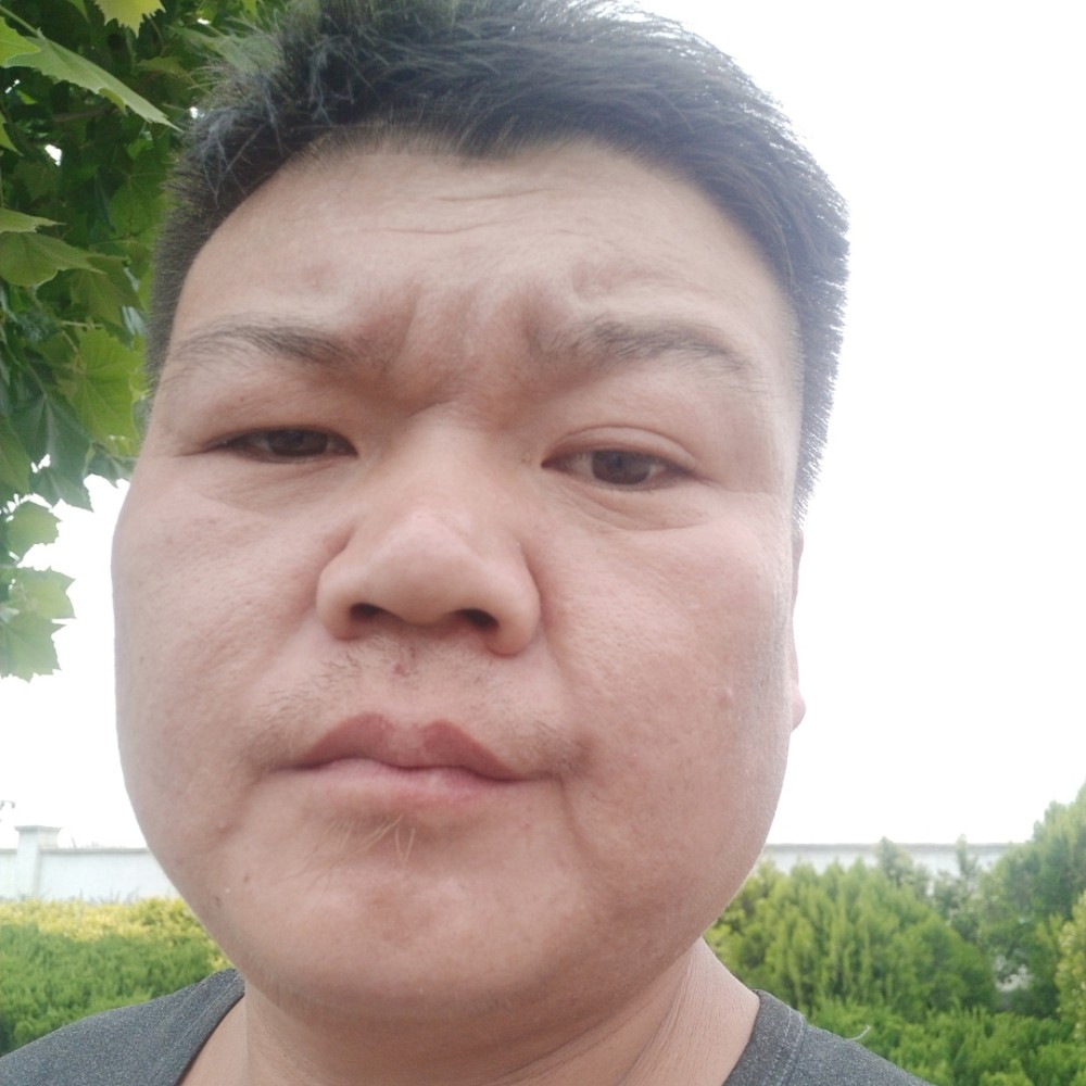 随鹏的照片