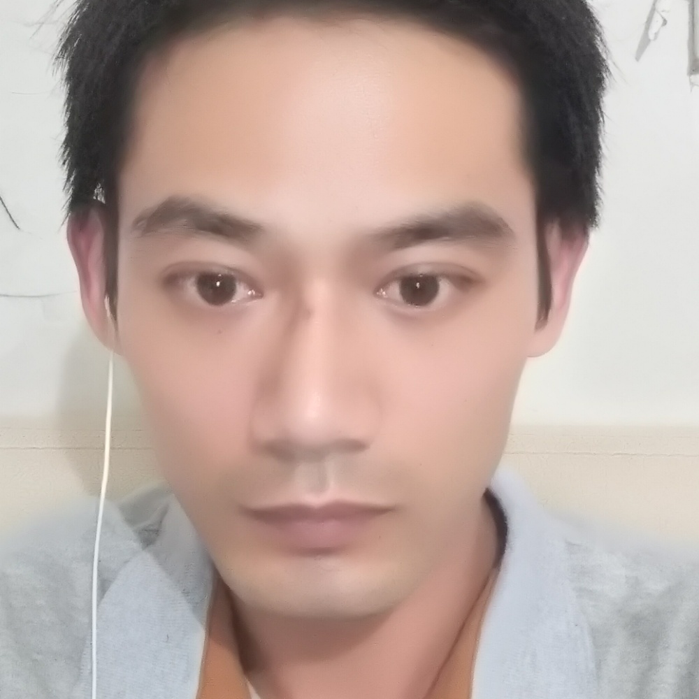 寂寞挽手篮球的照片