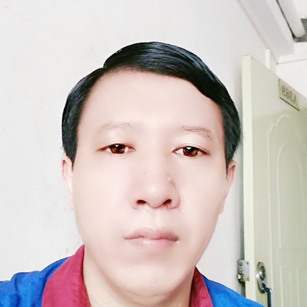 耳机痴情的照片