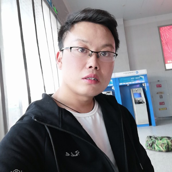 火车虚幻的照片