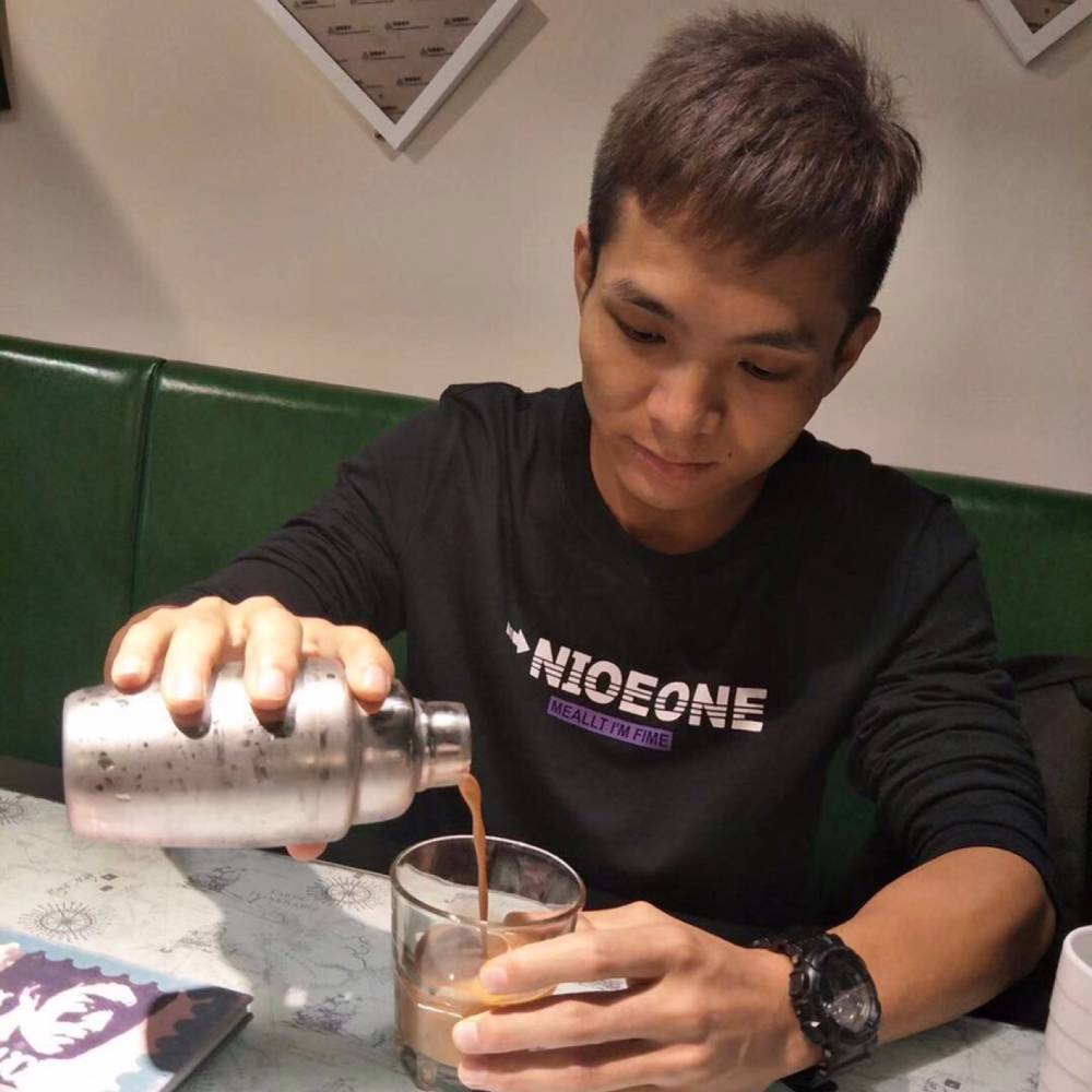 彭zz的照片