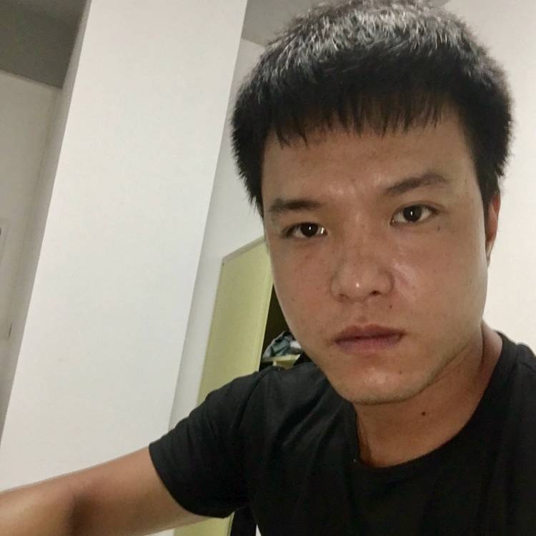 甜美踢夏天的照片