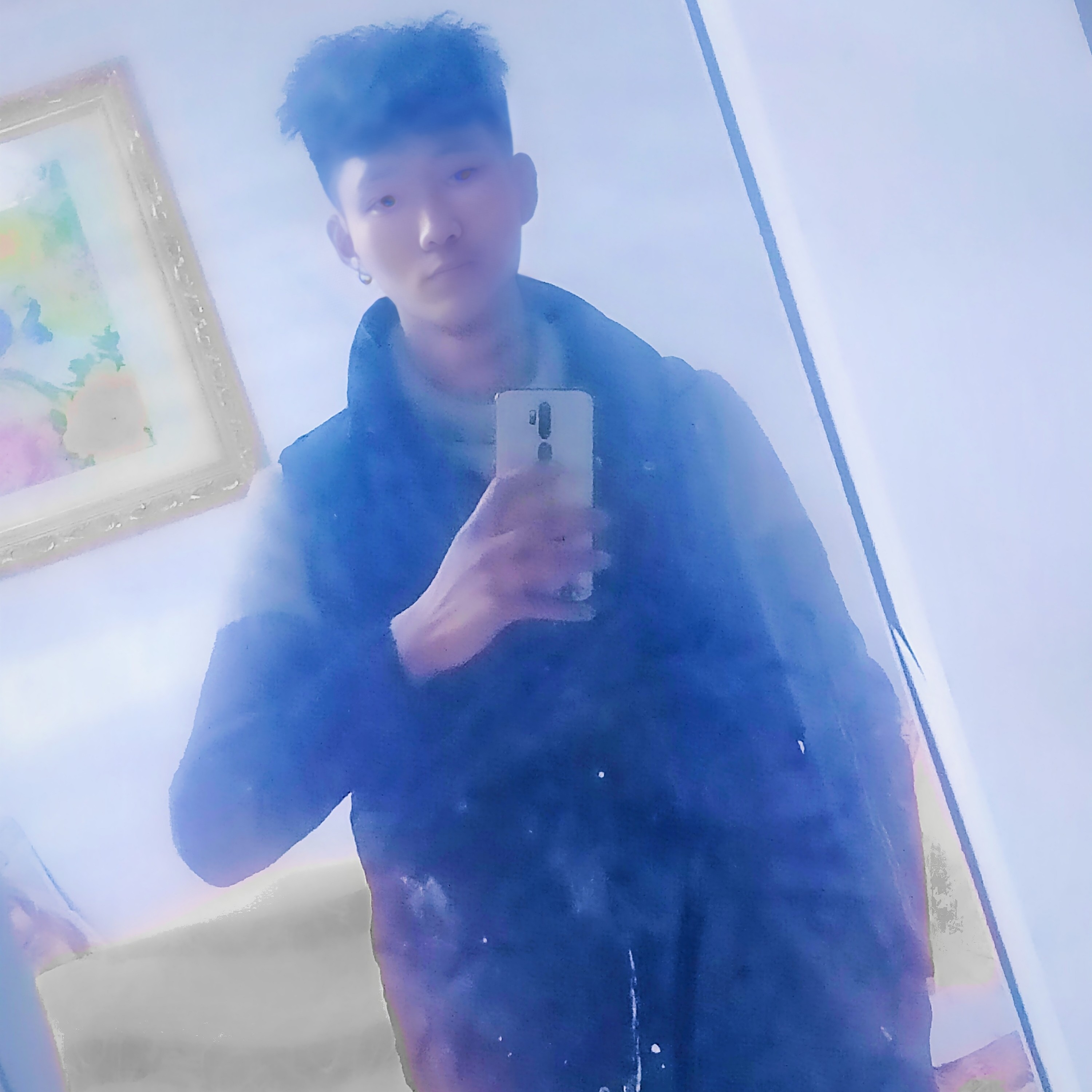 钢笔浅吻调皮的照片