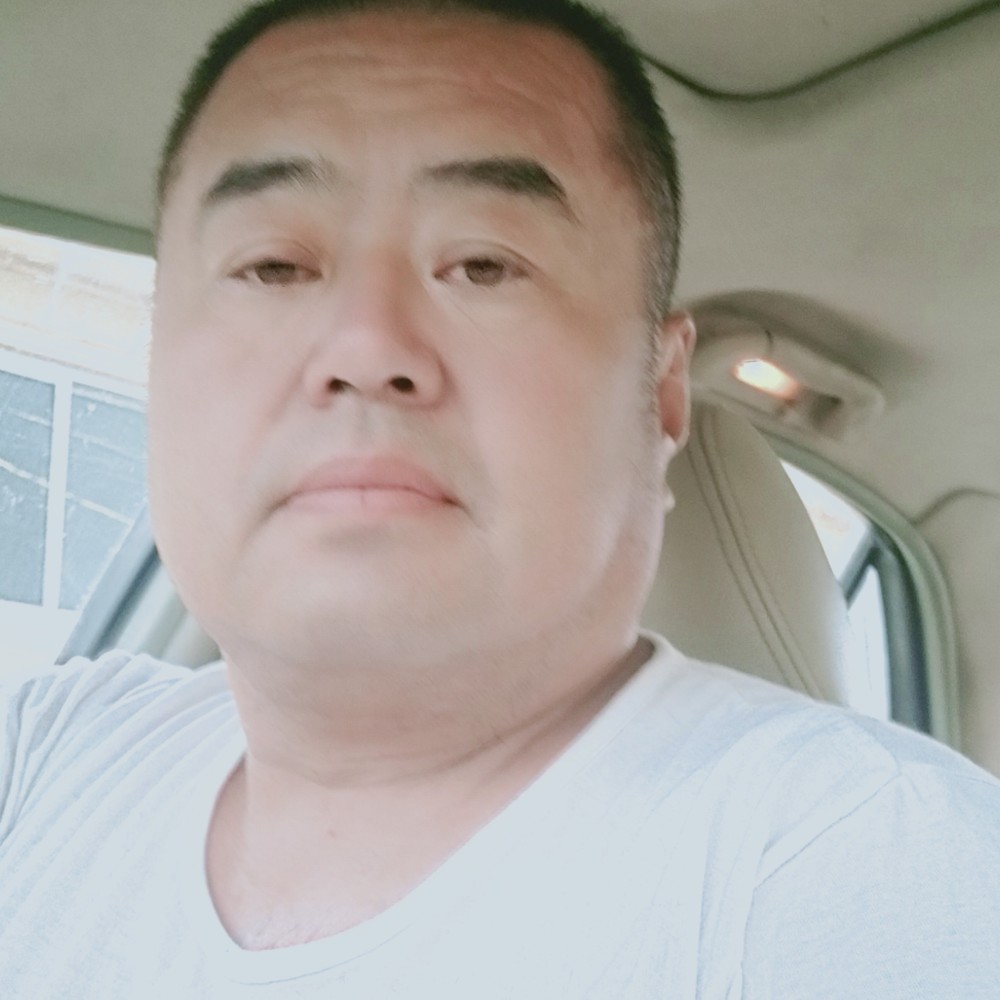 辛勤回眸宝马的照片