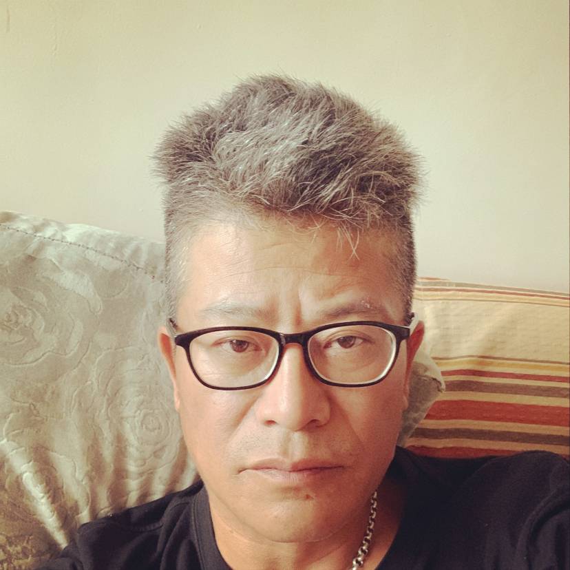 江湖人称一小伙的照片