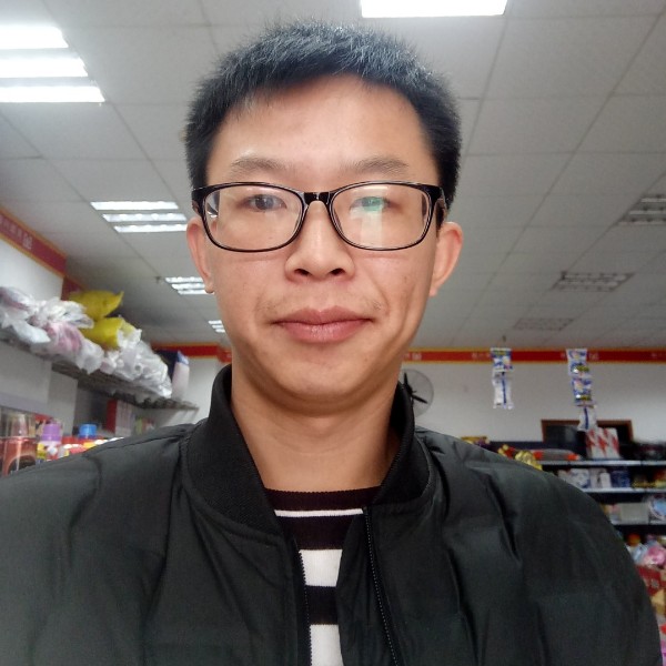 微笑说懵懂的照片