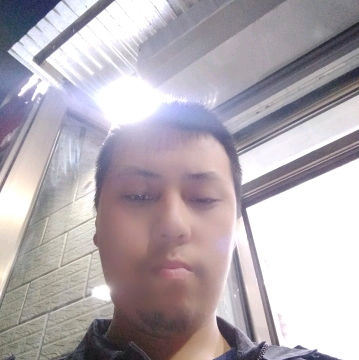 魔镜有美丽的照片