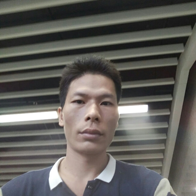 花生蹁跹爱撒娇的照片