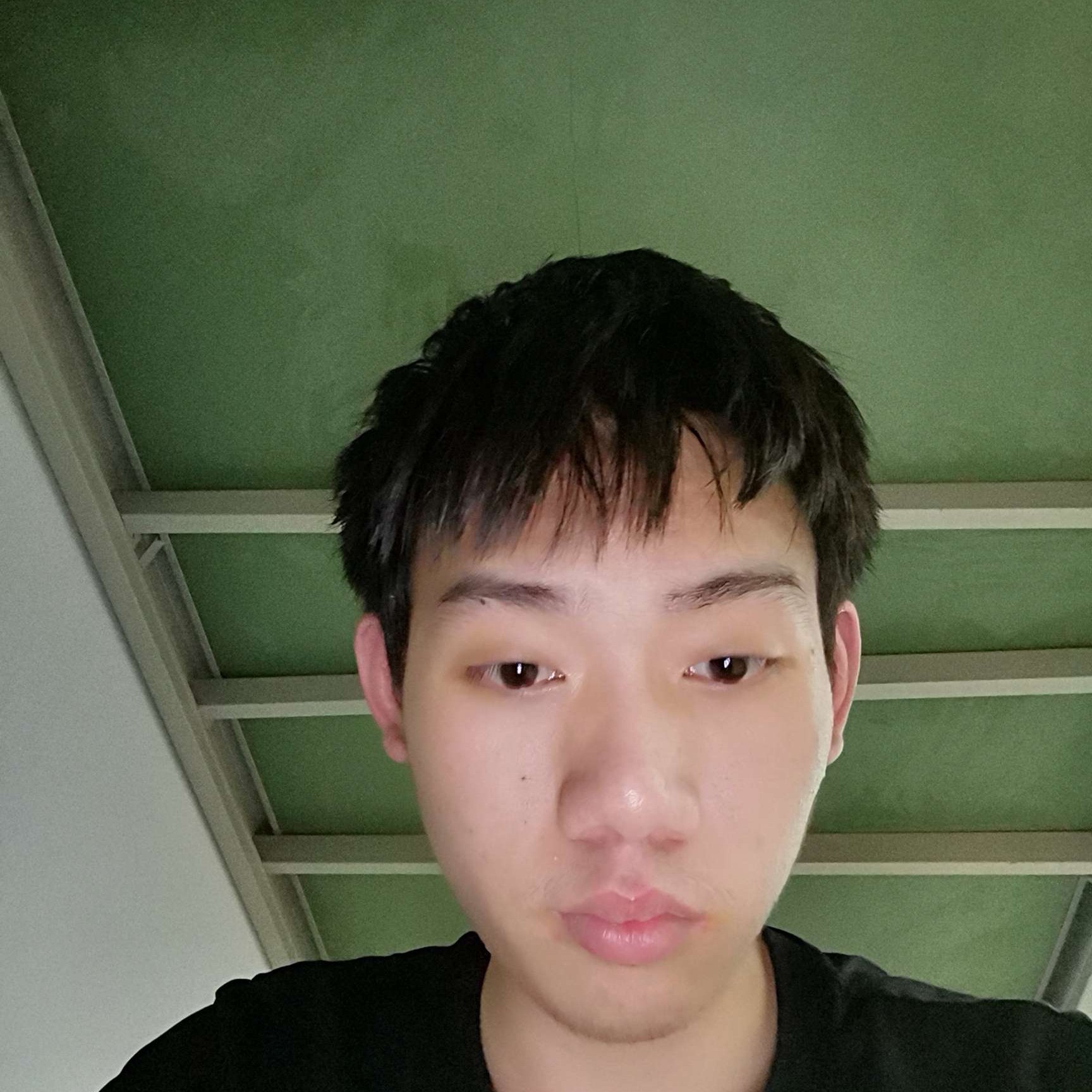 高跟鞋单薄的照片