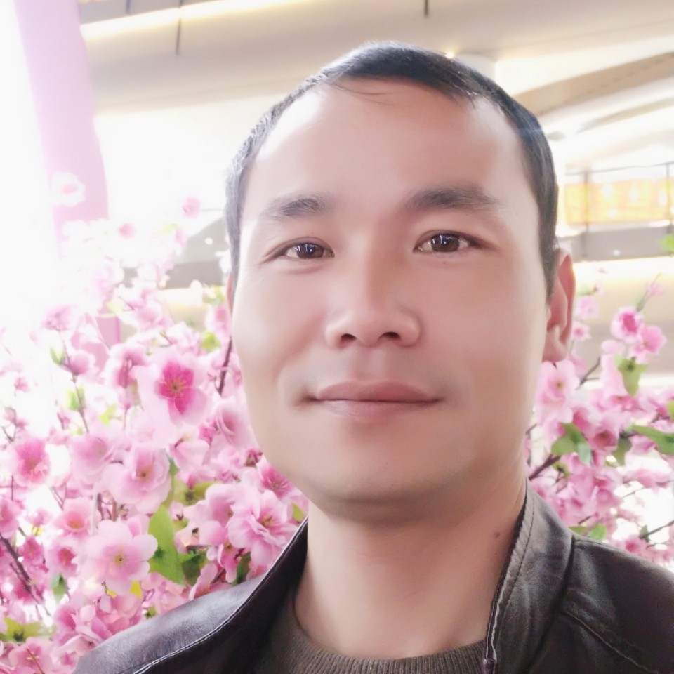 余溫拿娇气的照片