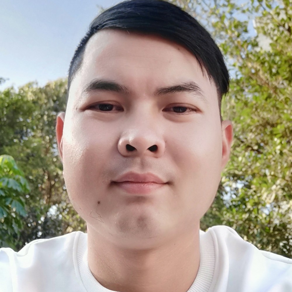 路灯那包容的照片