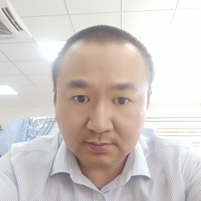 留胡子黄蜂的照片