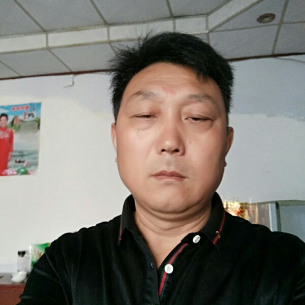 瑞雪泪了迷人的照片