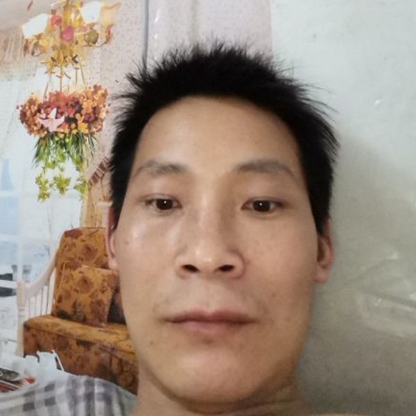 h李华王的照片