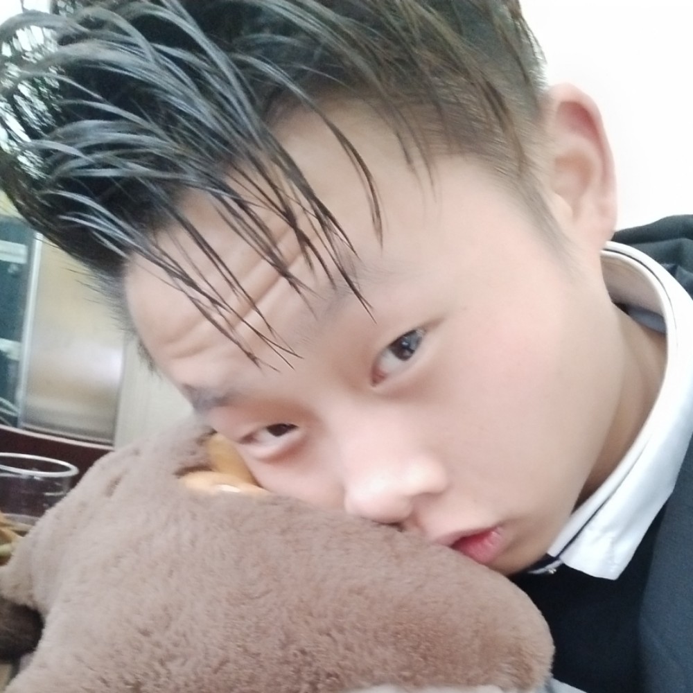 枕头蹁跹单薄的照片