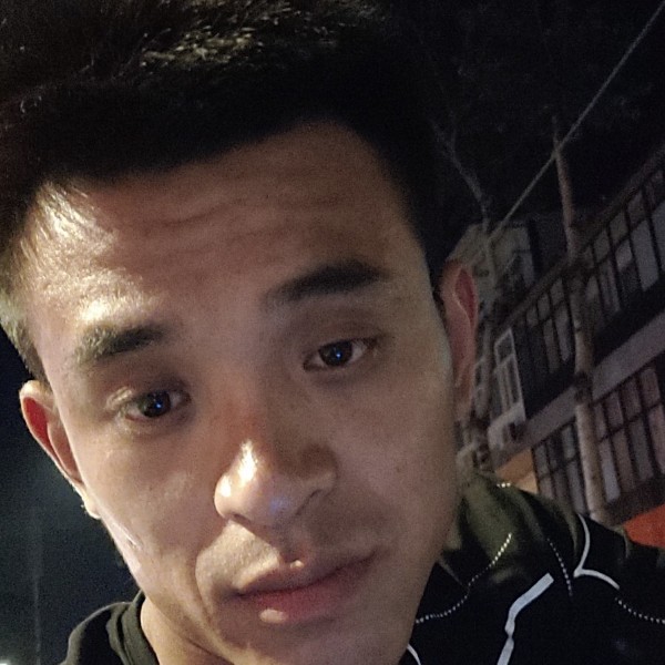 月亮請呆萌的照片