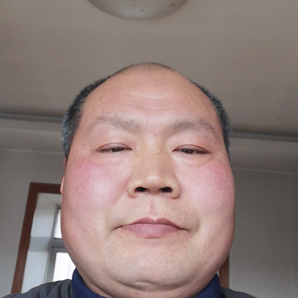 和谐鞋子的照片