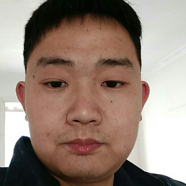 彭正飞的照片