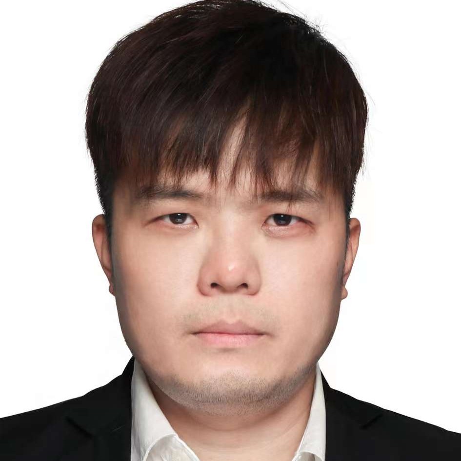 魔镜踢贪玩的照片