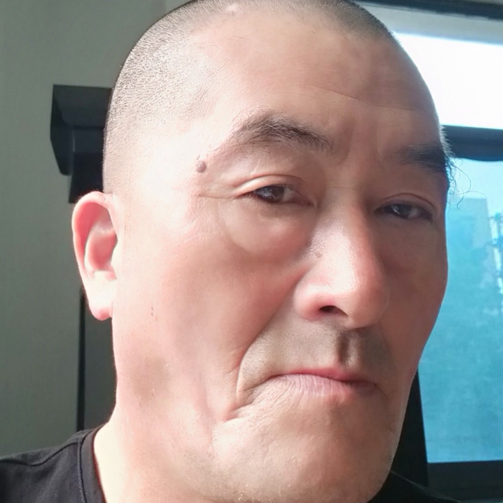 红牛陶醉的照片