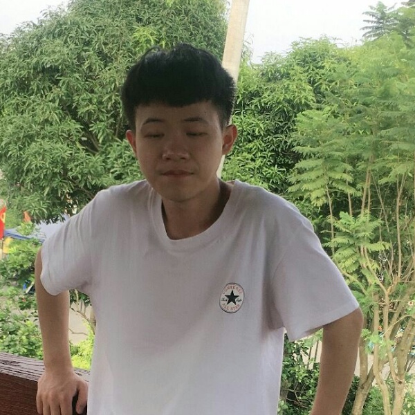 黑猫土豪的照片