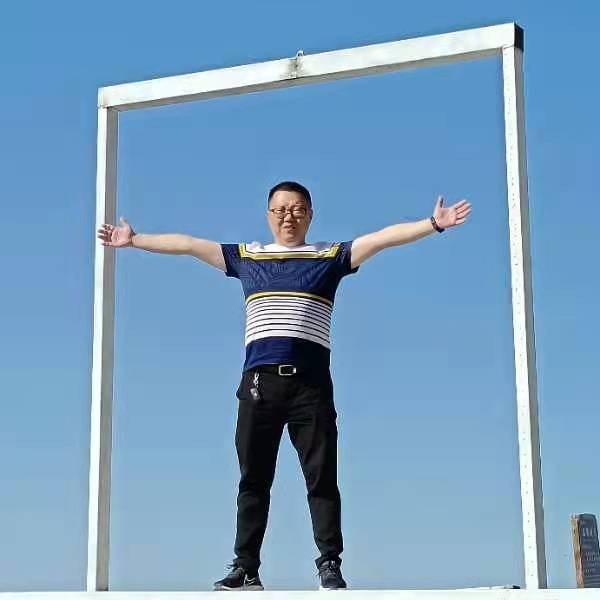 鸭子专一的照片