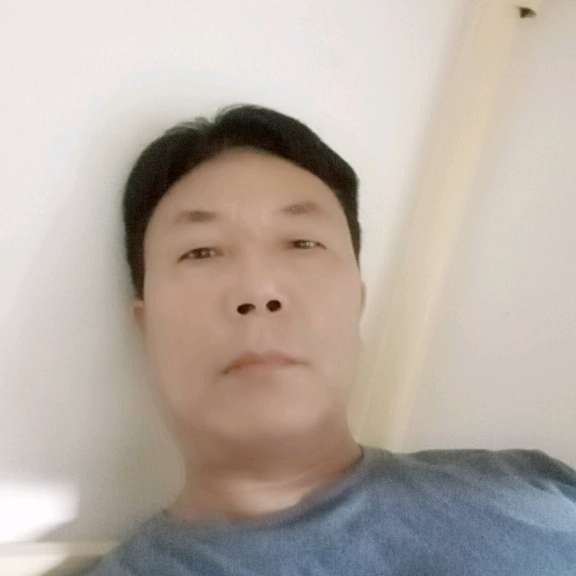老迟到等于天空的照片