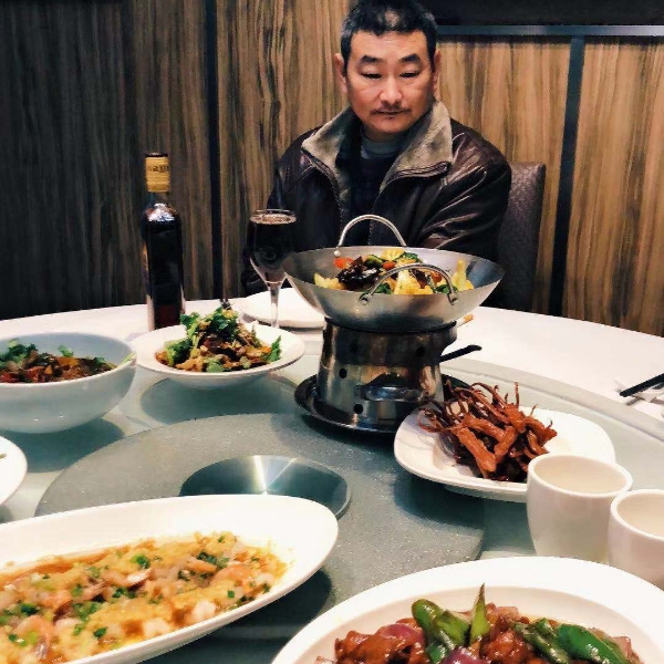 勤劳电脑的照片