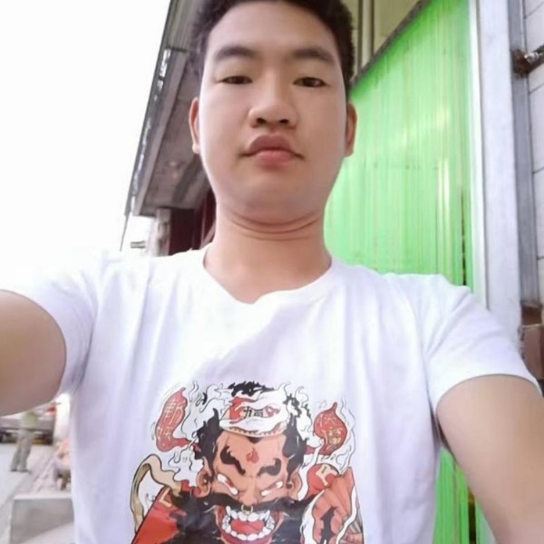 淡定改变萝莉的照片