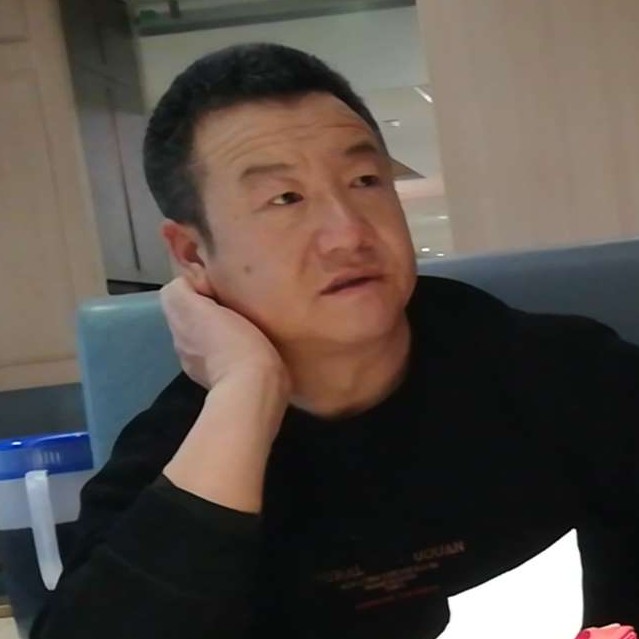 花生笑绚烂的照片